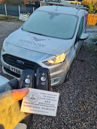 Alex Auto Locksmith Services photo 3
