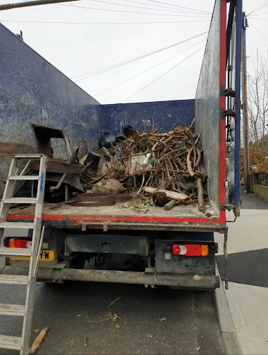 West London Rubbish Clearance photo 2