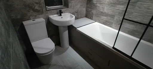 Roy's Rooms Ltd photo 1