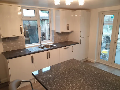 Estuary kitchens ltd photo 8