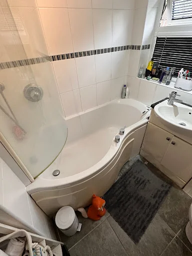 LM NEW HOMES LTD photo 2