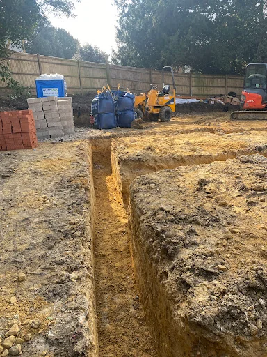 DESIGN BUILD MANAGE LTD photo 1