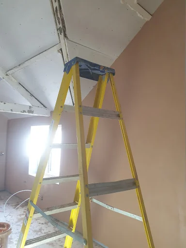 Crown Plastering &amp; Tiling photo 2