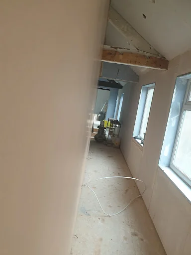Crown Plastering &amp; Tiling photo 7