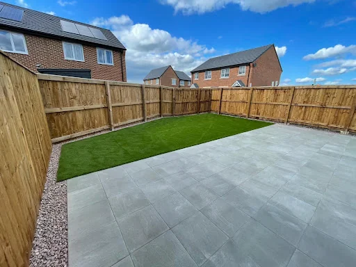 B DISTINCTIVE DRIVEWAYS LTD photo 5