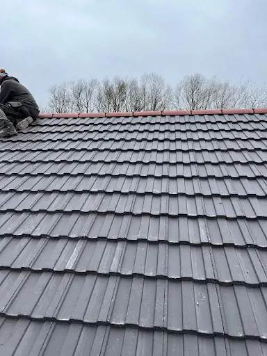 QSR Roofers photo 7