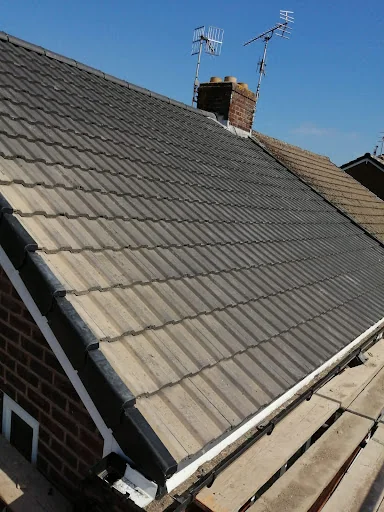 Lt Roofing photo 1