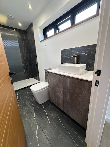 HUMPHREYS AND PROUDMAN BATHROOM DESIGN CO LTD photo 2