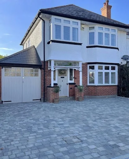 A-N DECORATING BROTHERS photo 7