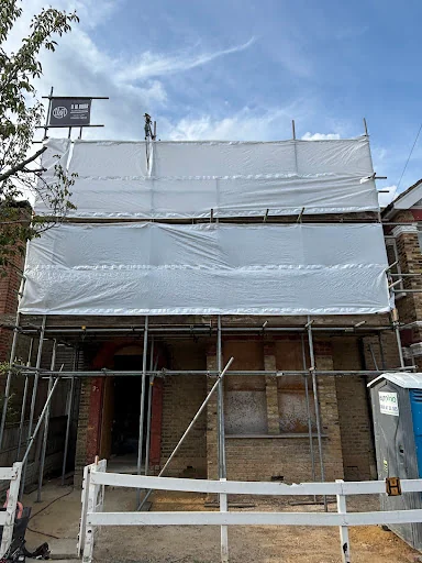 O M Bros Scaffolding Ltd photo 1