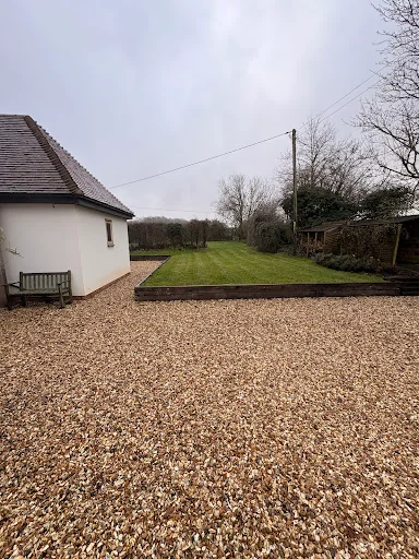 Terrain Surrey photo 3