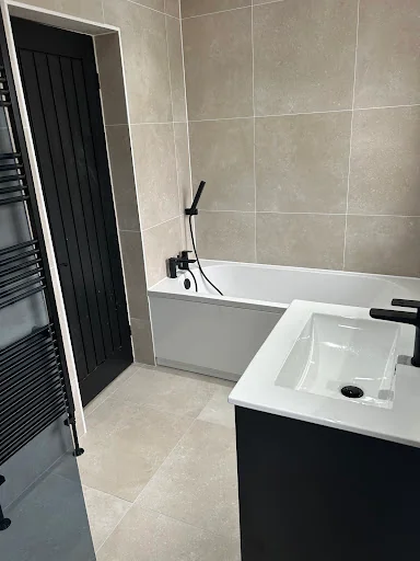 Capital Kitchen &amp; Bathrooms photo 8