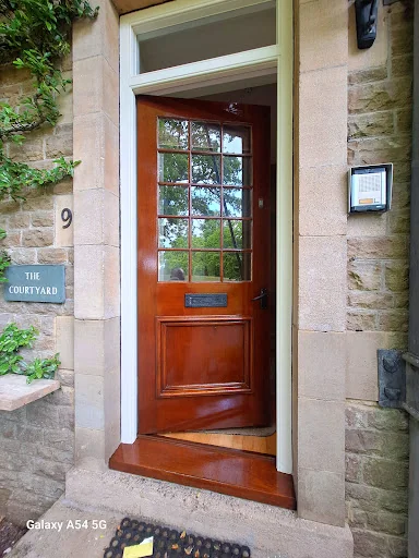 Roberts of Guildford Painter and Decorator photo 4
