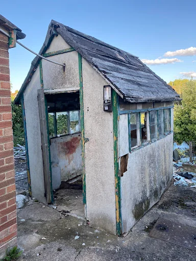 K M ASBESTOS SERVICES LIMITED photo 1