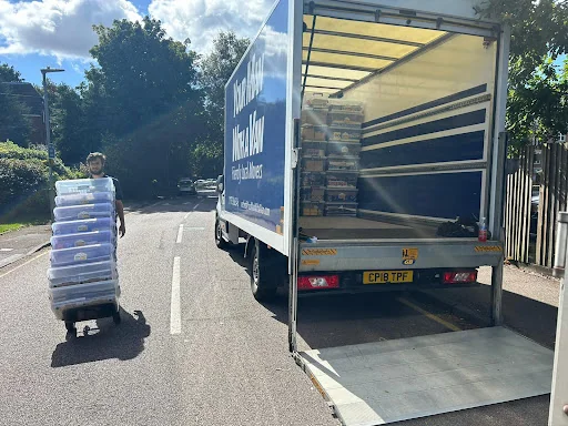 HERTZ YOUR MAN WITH A VAN LTD photo 6