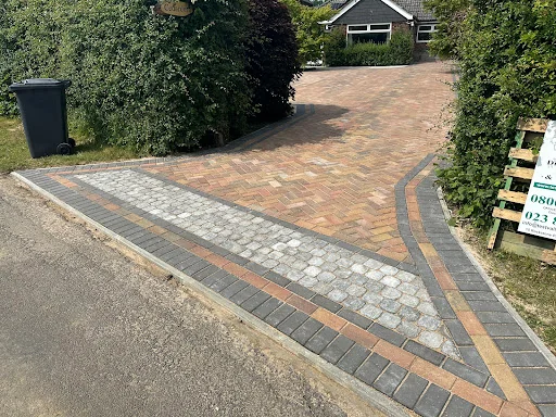 Test Valley Driveways Limited photo 1