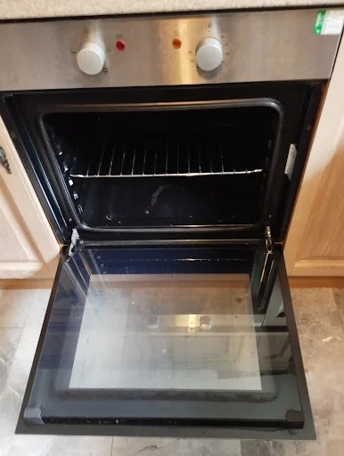 EC CLEANING SERVICES photo 3