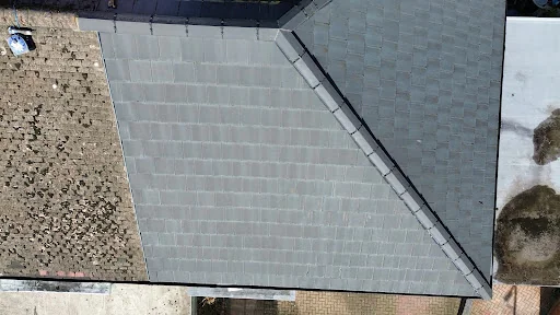 Deluxe Roofing specialist photo 1