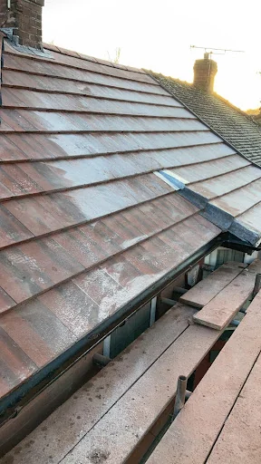 Deluxe Roofing specialist photo 4