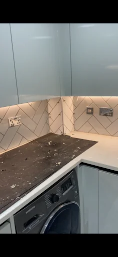 Ceramic tiler photo 6