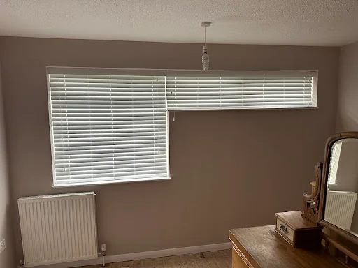 Blind Elegance photo 5