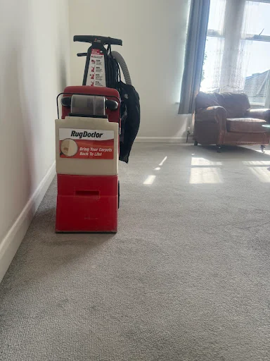 Pooof Cleaning &amp; Handyman photo 1