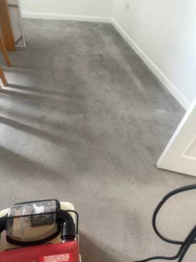 Pooof Cleaning &amp; Handyman photo 3