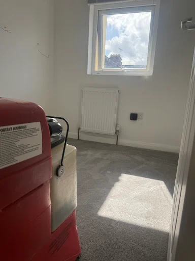 Pooof Cleaning &amp; Handyman photo 6