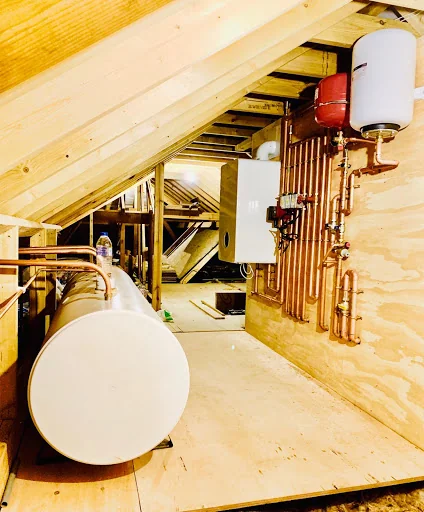 R J Plumbing & Heating (Surrey) Ltd