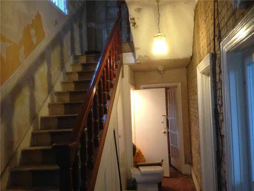 Vincent Nash Decorating