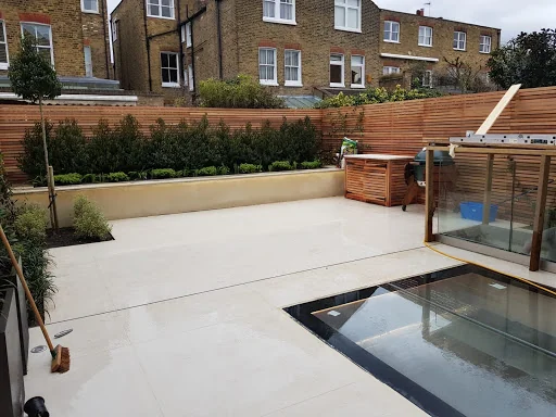 1st 4 Fencing Services Ltd