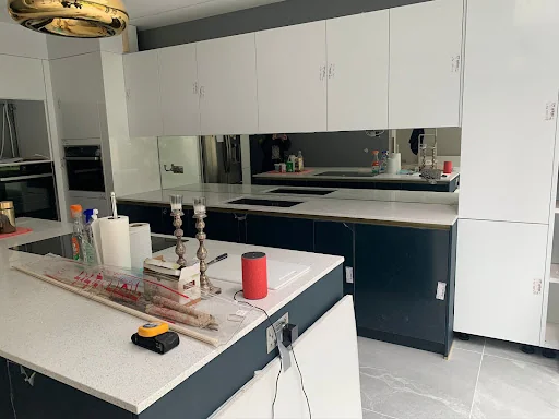 Accurate Glaziers Ltd