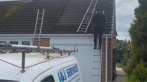 S&J's Roof Cleaning