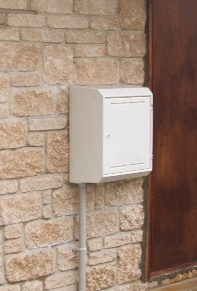 Mitras Cable Entry Hockey Stick For Meter Box White 38mm