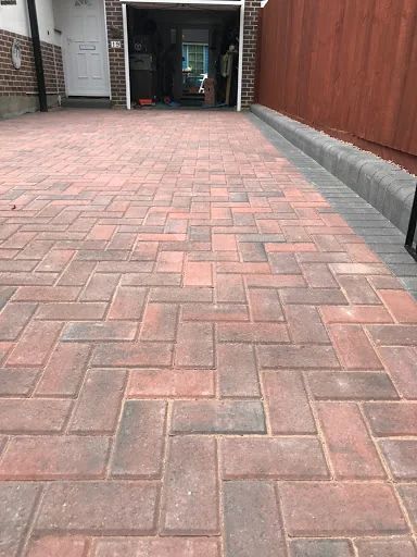 L Woodfield Surfacing &amp; Landscaping photo 5