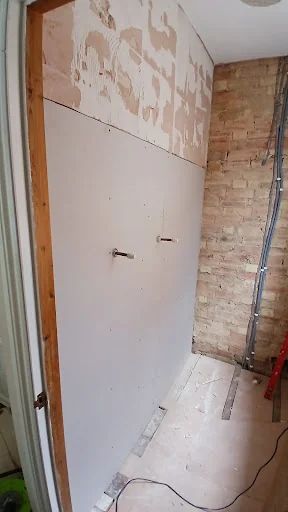MB Bathrooms photo 7