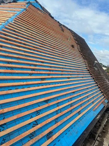 A M ROOFING &amp; CLADDING LTD photo 3