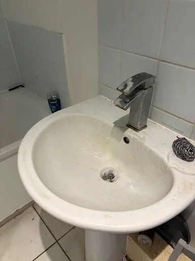 Rapida Cleaners photo 1